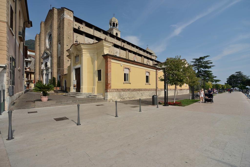 Antico Palazzo Signorile Lejlighed Salò Eksteriør billede